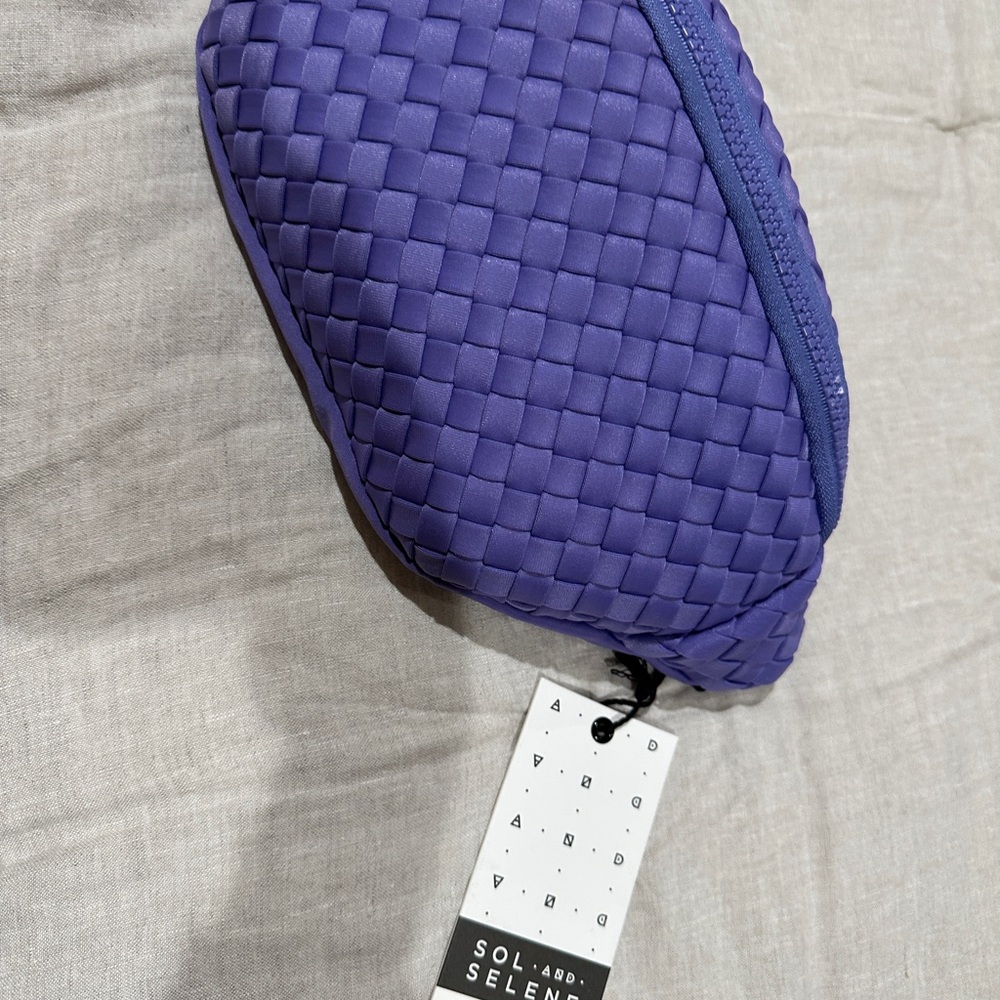 Periwinkle aim high woven neoprene belt Bag - Picture 12 of 12